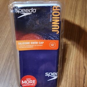 Juniors Speedo Silicone Swim Cap(purple)